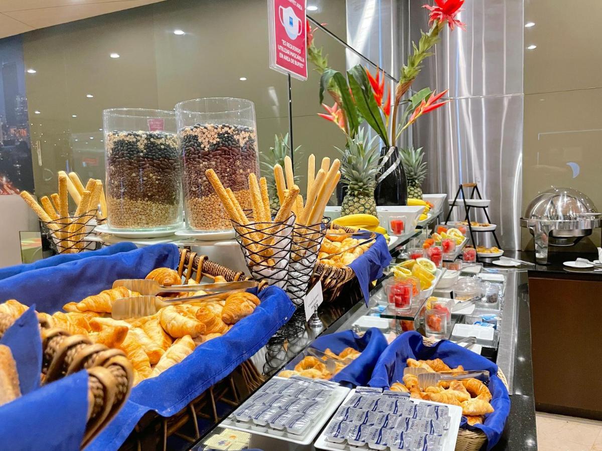 Tryp By Wyndham Panama Centro Hotel Bagian luar foto